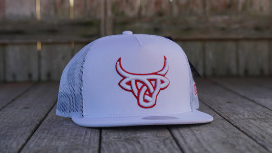 GORRA LOST CALF WHITE TORO BRAVO FLAT